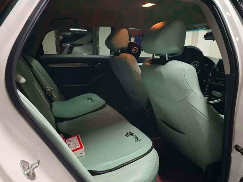 本田雅阁 后面外观二