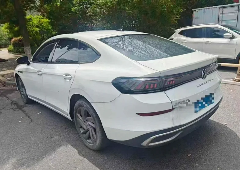 大众凌渡 内饰前排