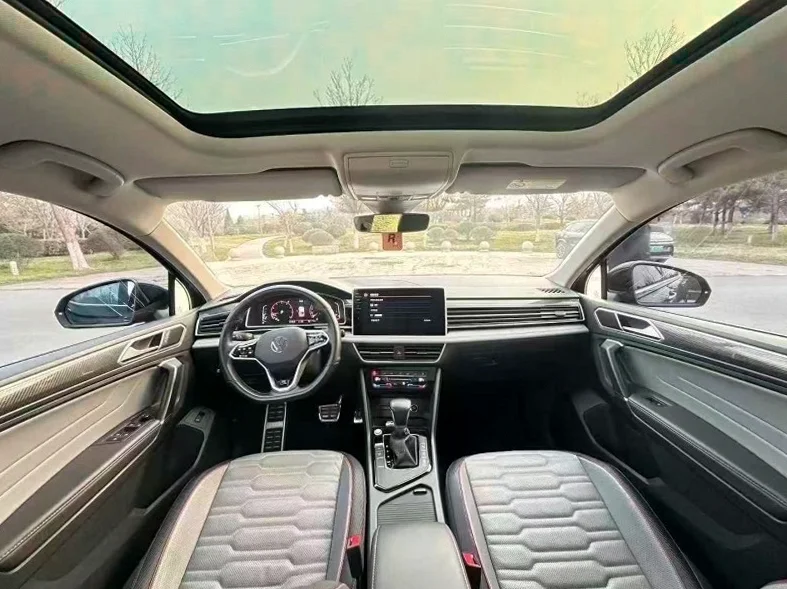 大众途观 后面外观一