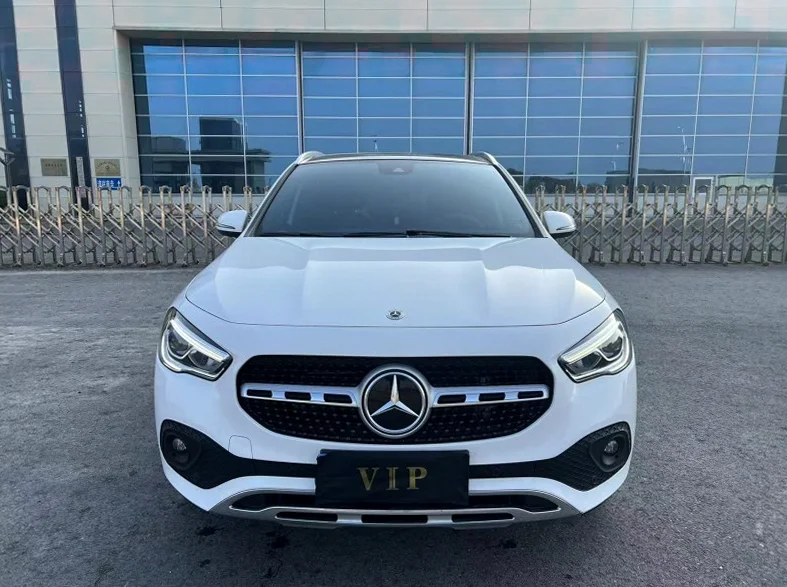 23年奔驰GLA220 2.0T自动高配