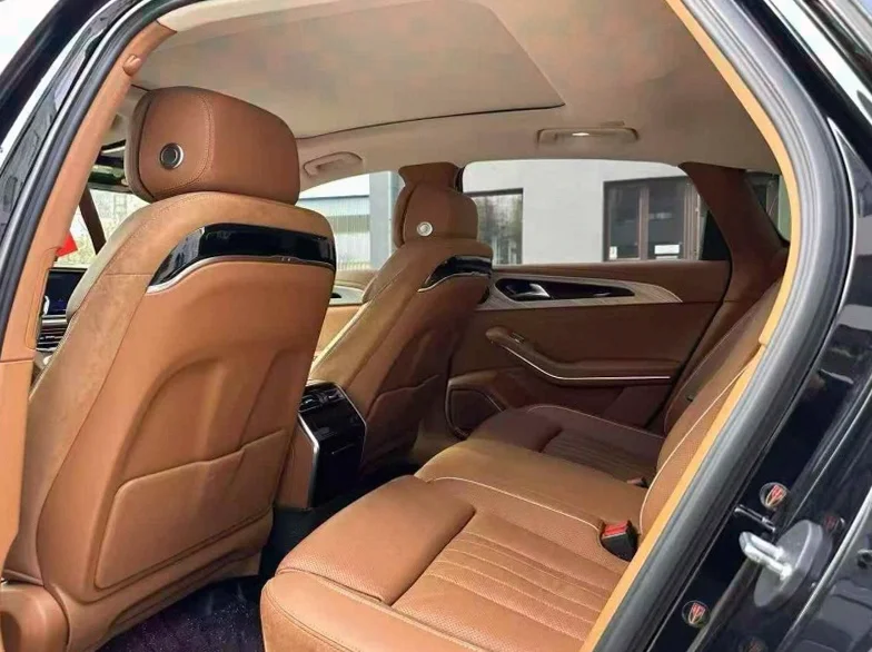 红旗H9 后面外观二