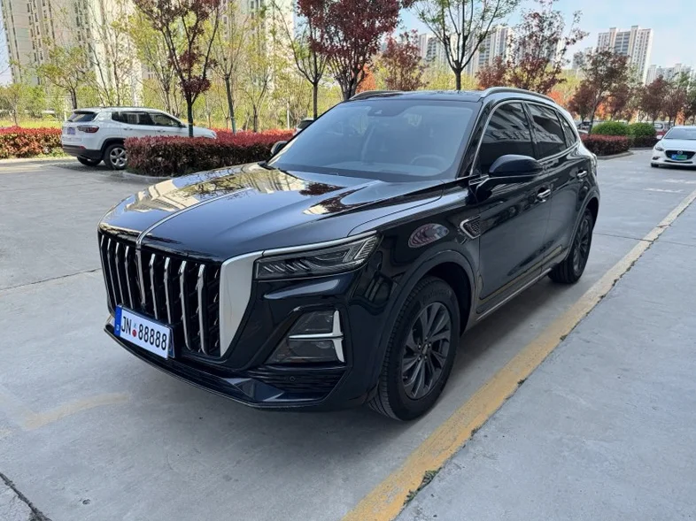 红旗HS5 内饰后排