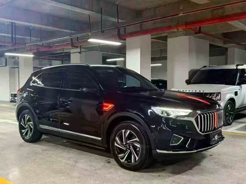 红旗HS5 后面外观一