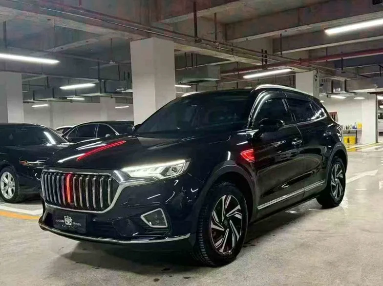 红旗HS5 正面外观三