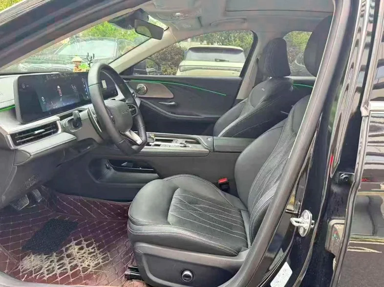 奇瑞艾瑞泽 后面外观一