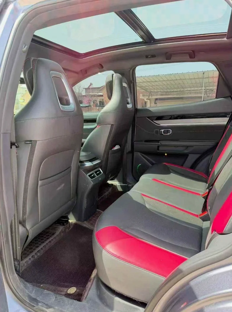 奇瑞捷途 驾驶室