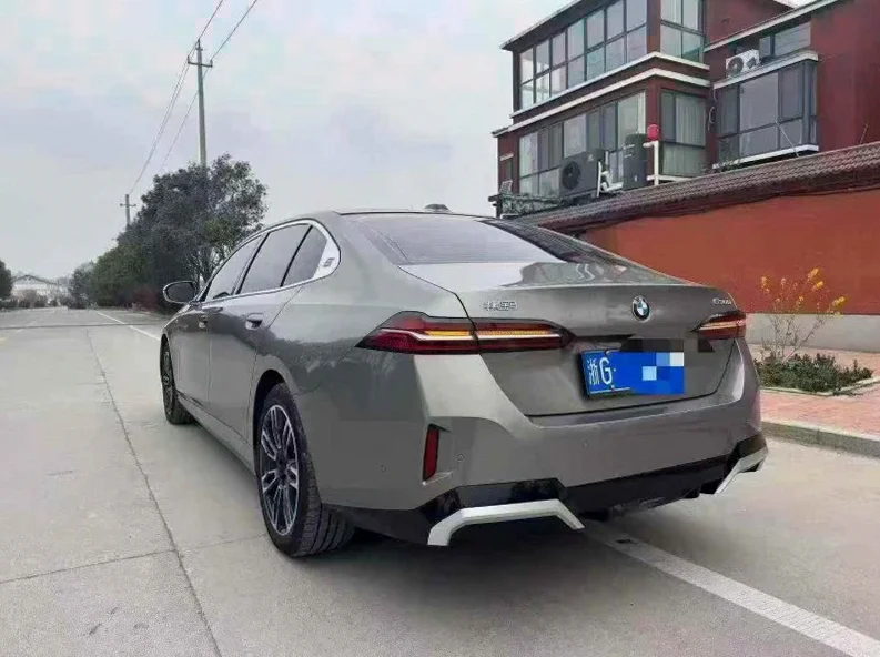 宝马5系 驾驶室