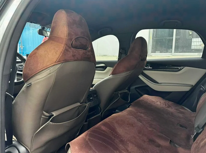 比亚迪秦 后面外观三