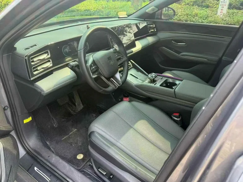 比亚迪秦 后面外观二