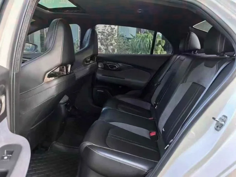 传祺影豹 后面外观二