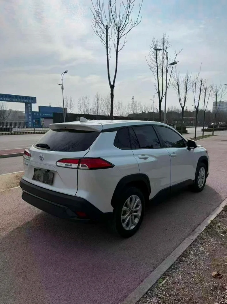 丰田锋兰达 内饰前排