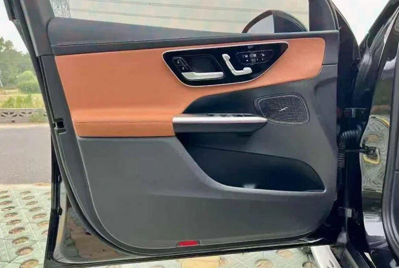 奔驰GLC 后面外观二