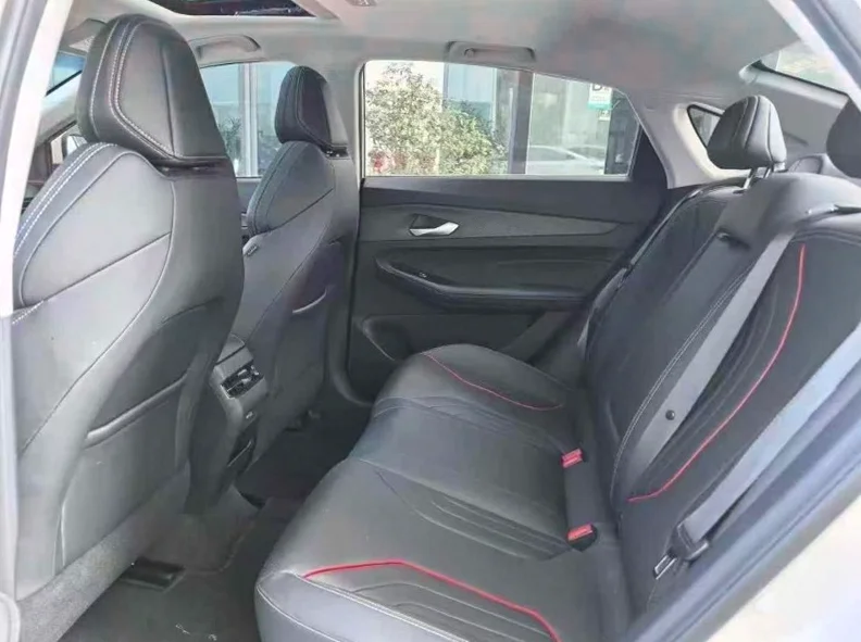 吉利缤瑞 后面外观二