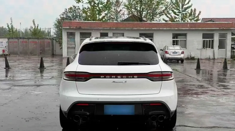 保时捷Macan 驾驶室