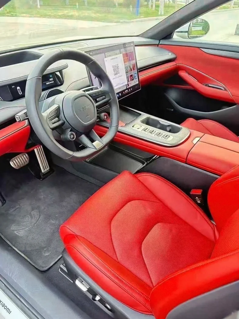 小米SU7 后面外观三