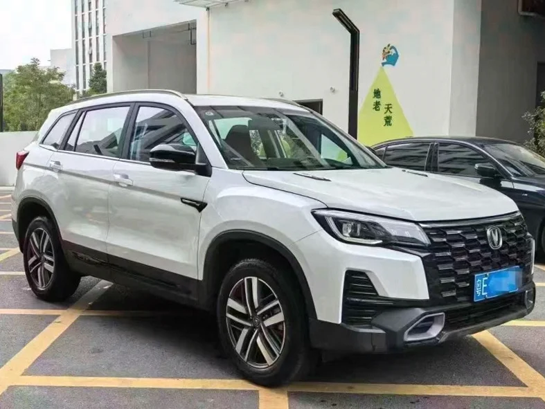 长安汽车CS75 内饰前排