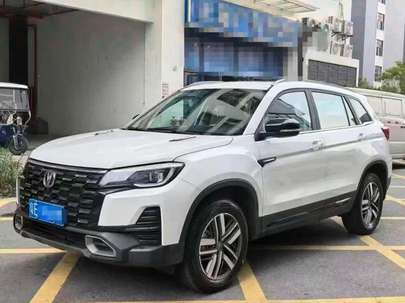 长安汽车CS75 驾驶室