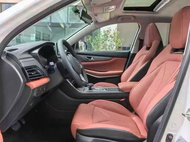 长安汽车CS75 后面外观一