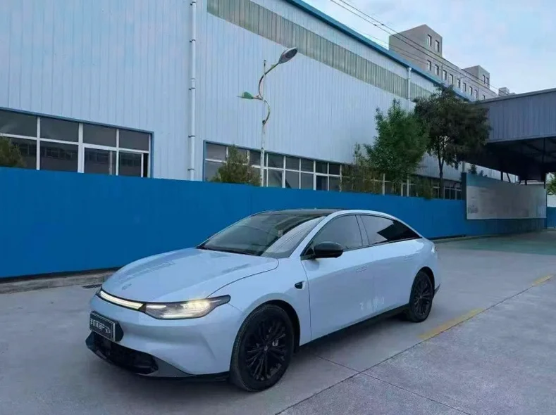 25年零跑C01 纯电续航525