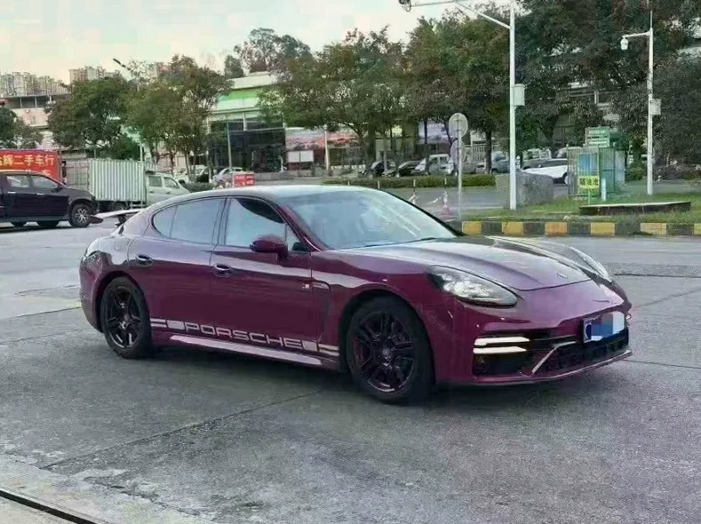 保时捷帕拉梅拉 正面外观二