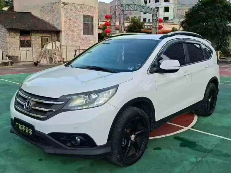 本田CRV 正面外观二