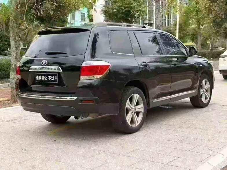 丰田汉兰达 内饰后排