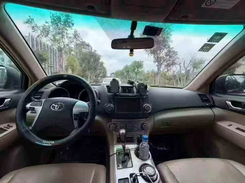 丰田汉兰达 后面外观一