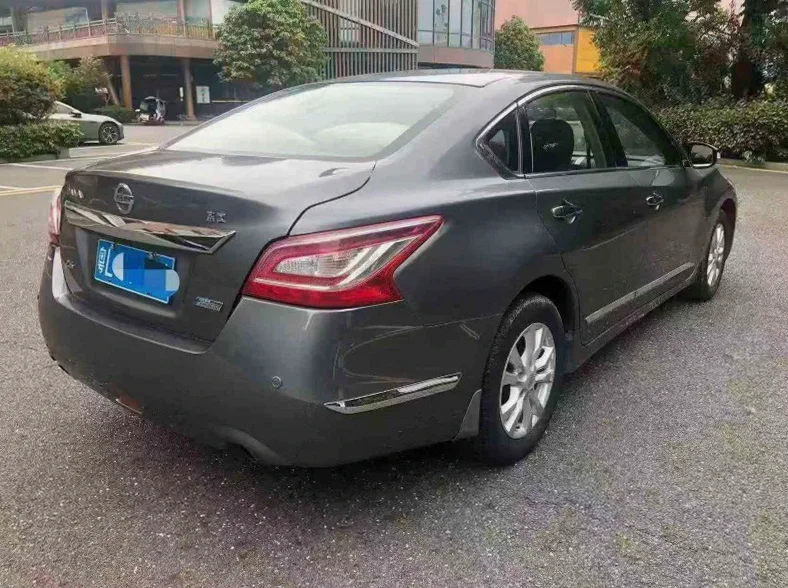 日产天籁 内饰后排