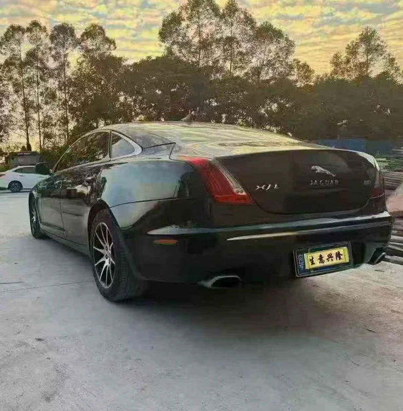 捷豹XJL 后面外观二