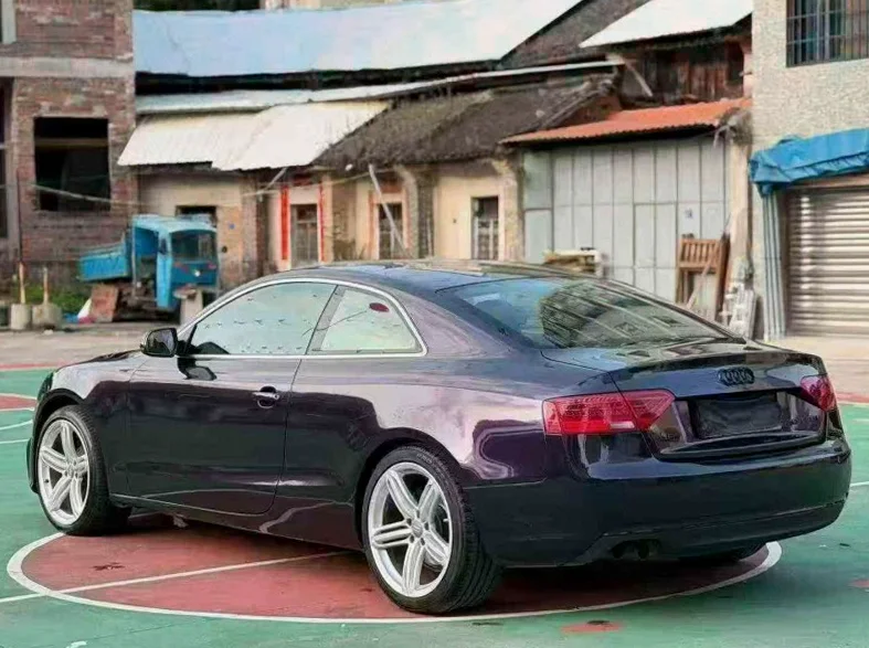 奥迪A5 内饰前排