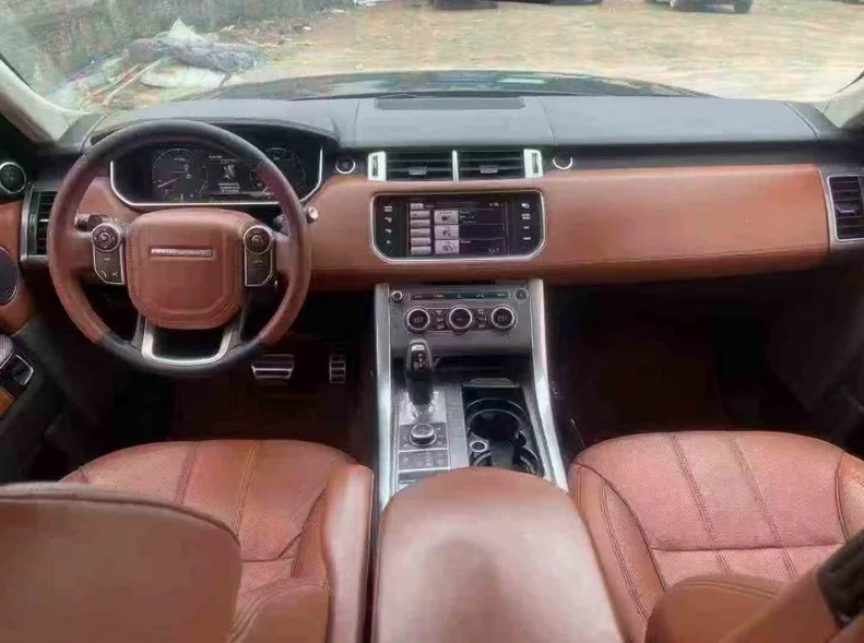 路虎揽胜运动 后面外观二