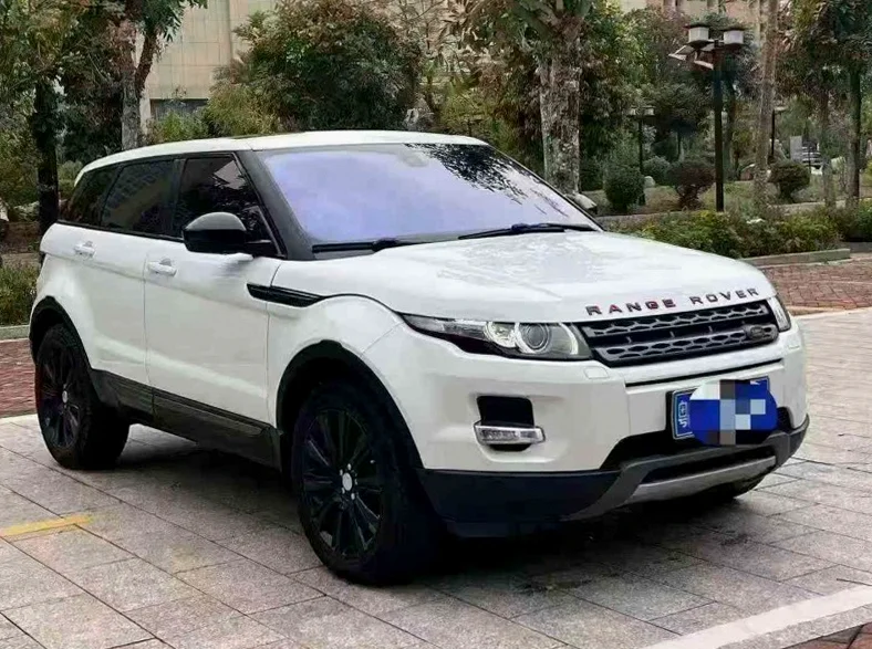 路虎极光 正面外观二