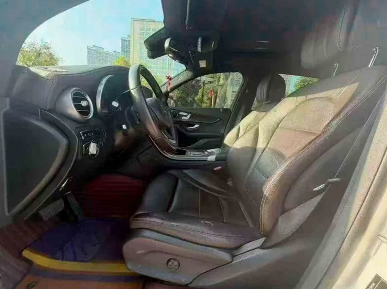 奔驰GLC 后面外观三