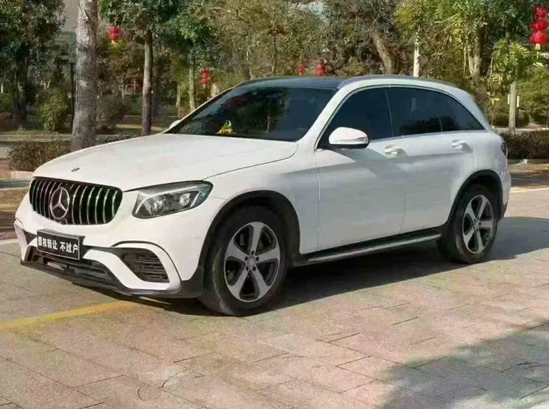 奔驰GLC 正面外观二