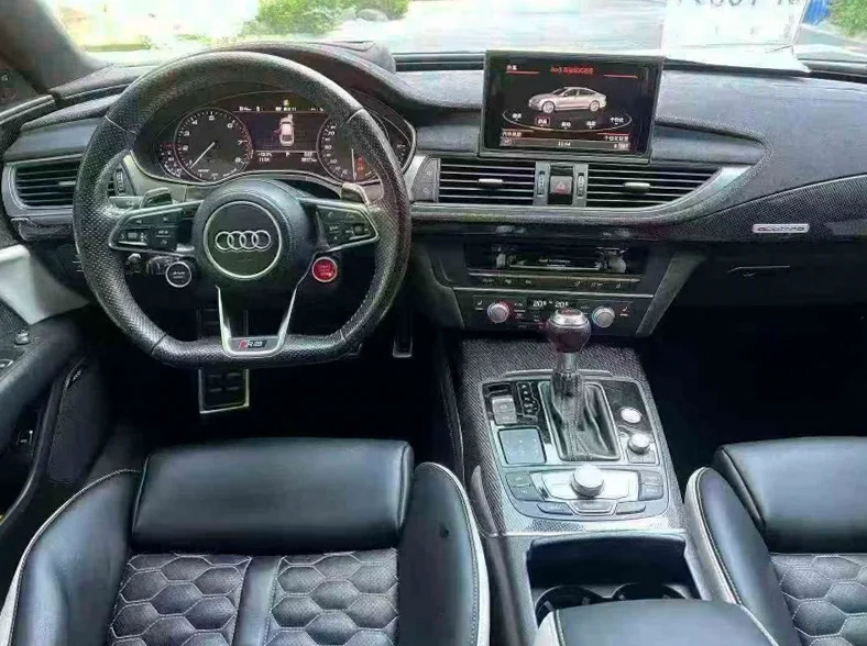 奥迪S7 后面外观三