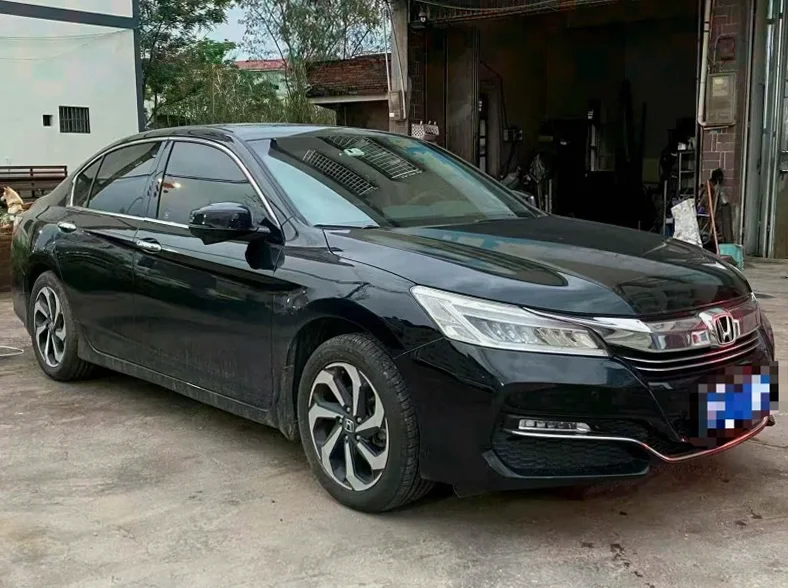 本田雅阁 正面外观二