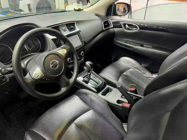 日产轩逸 后面外观三