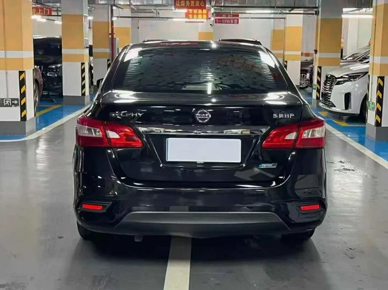 日产轩逸 驾驶室