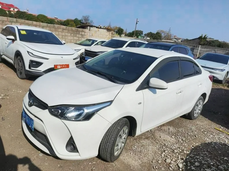 17年丰田YARiS L 致享