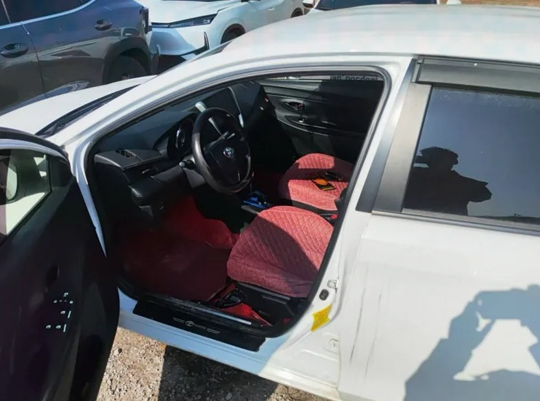 丰田YARiS 后面外观一