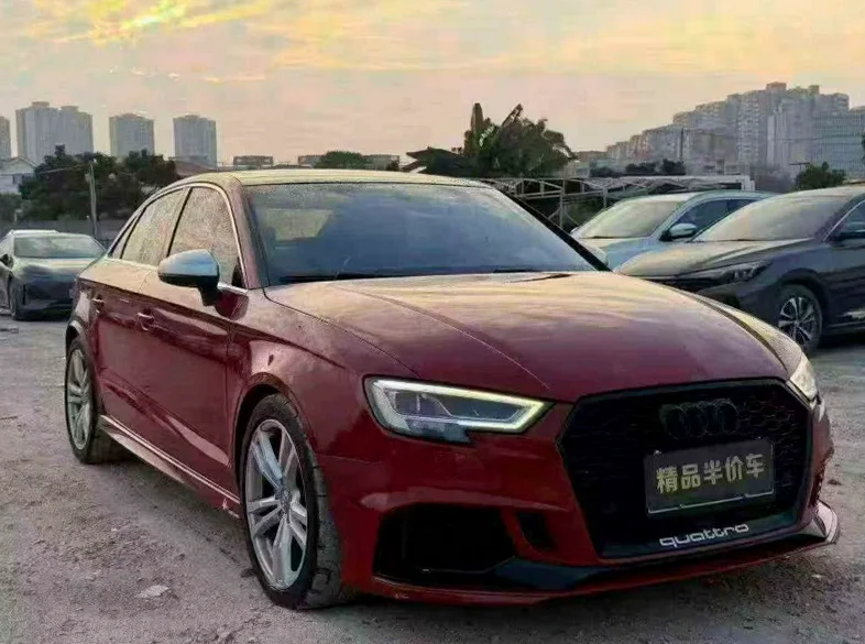 奥迪S3 正面外观三