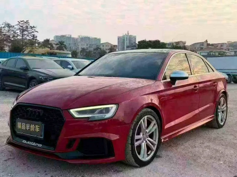 奥迪S3 正面外观二