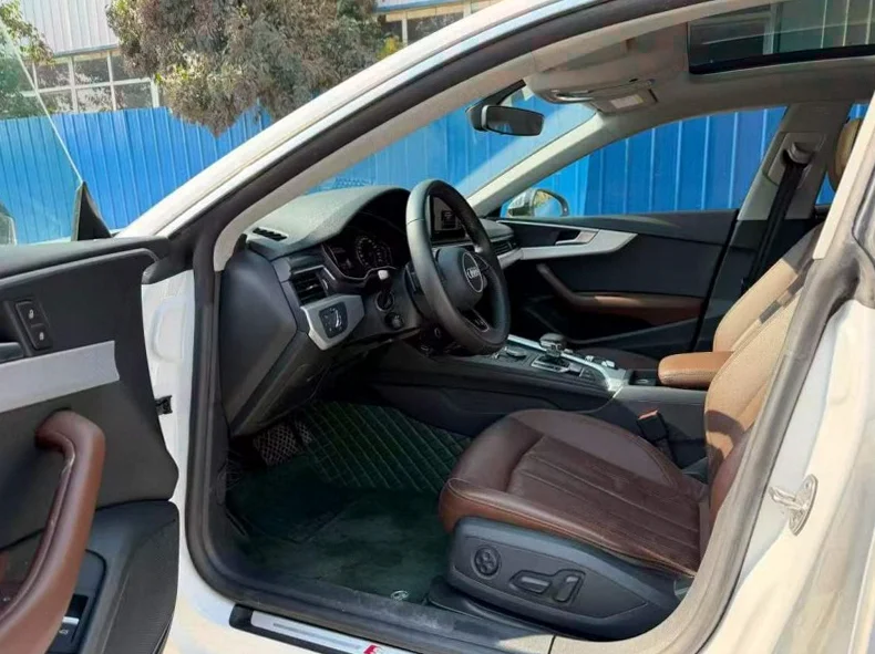 奥迪A5 后面外观三