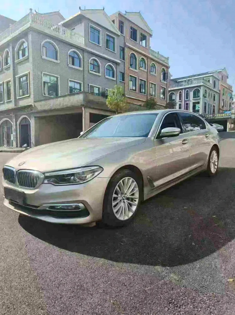 宝马5系 后面外观二