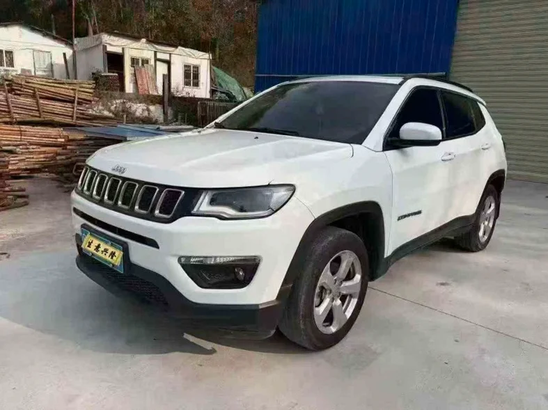 Jeep指南者 正面外观二