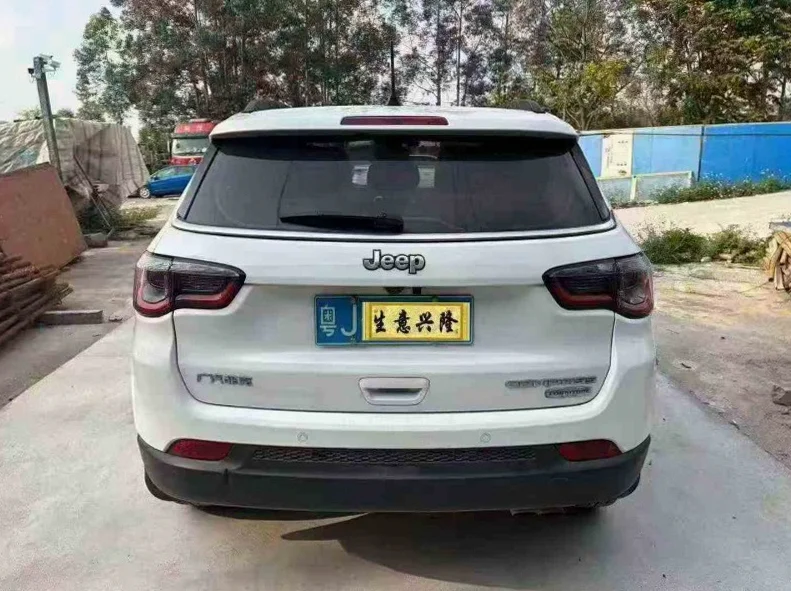 Jeep指南者 后面外观三