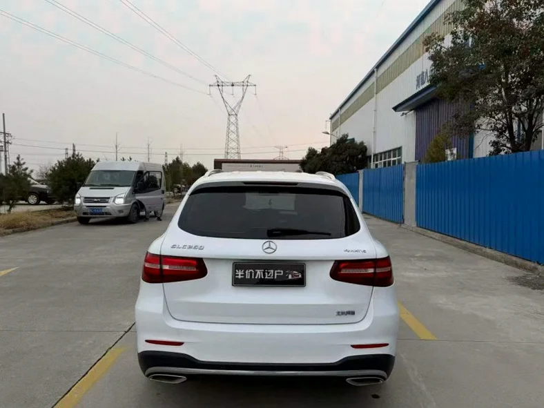 奔驰GLC 内饰前排