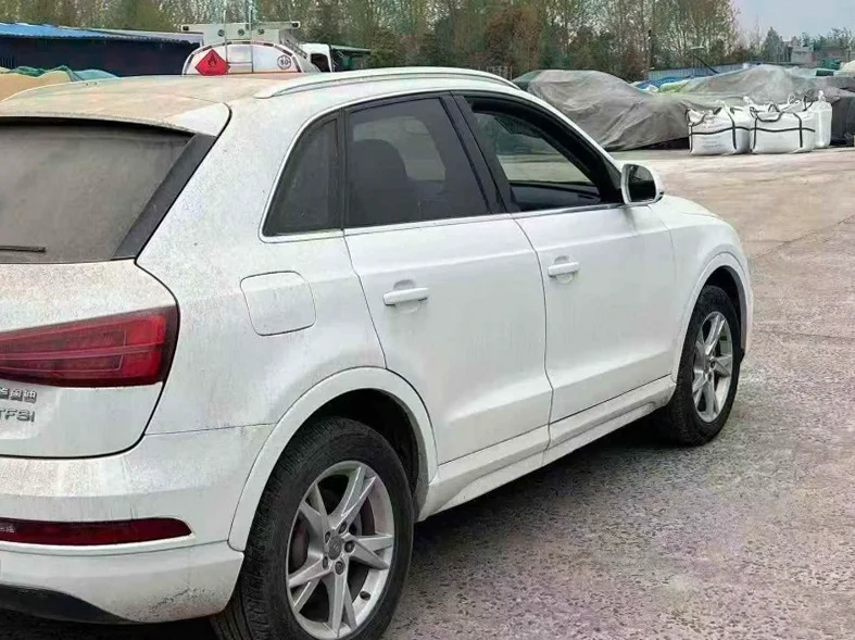 奥迪Q3 后面外观一