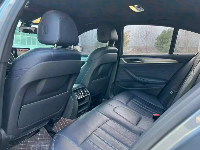 宝马5系 后面外观二