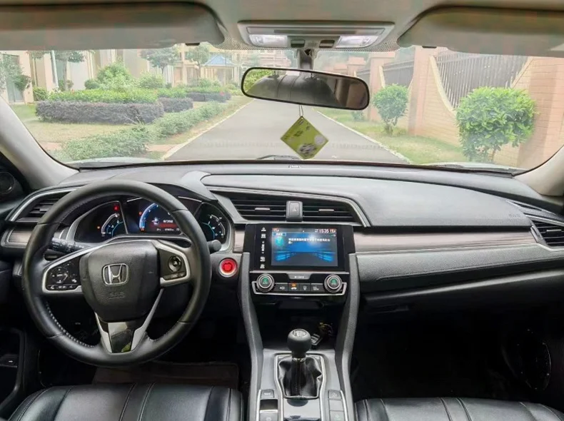 本田思域 内饰前排